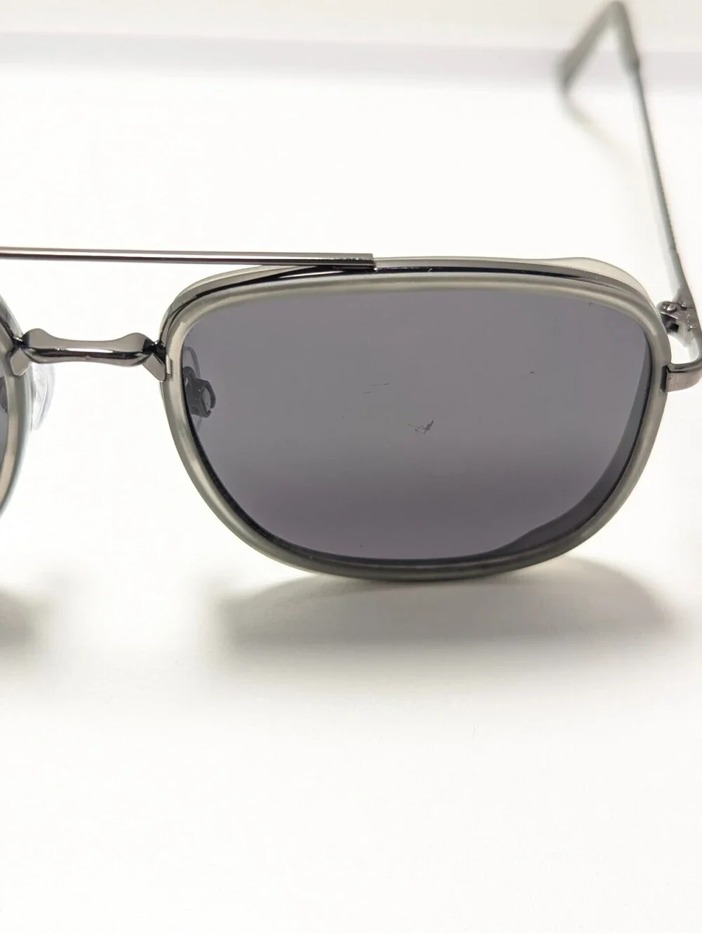 Vince Camuto DNVCM1117-R  Classic Gray UV Aviator Men's Fashion Sunglasses